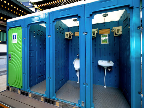 Best Portable restroom trailer rental  in Rossvle, IL